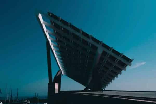 太阳能板屋顶负荷计算器:我的屋顶能支持太阳能板吗?