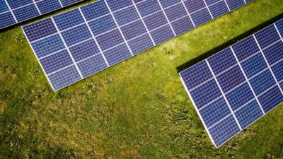 太阳能输出:太阳能电池板产生多少能量?