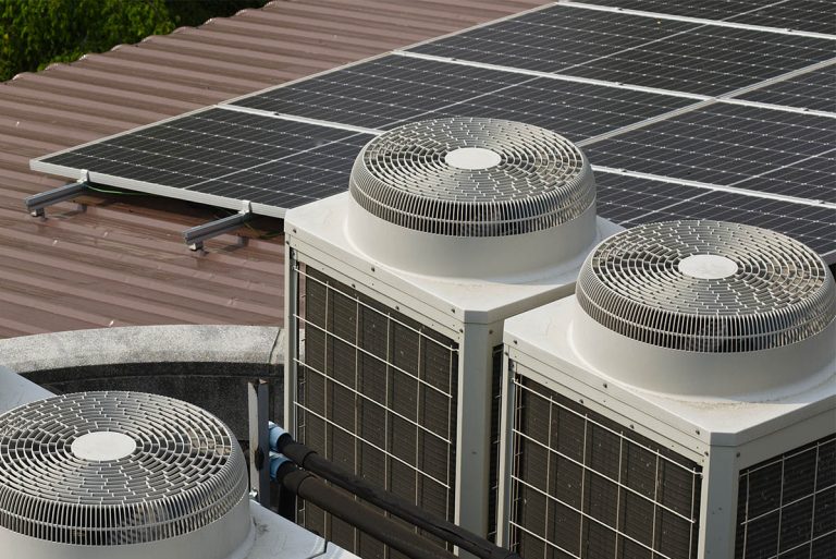 多少个太阳能电池板可以运行空调？