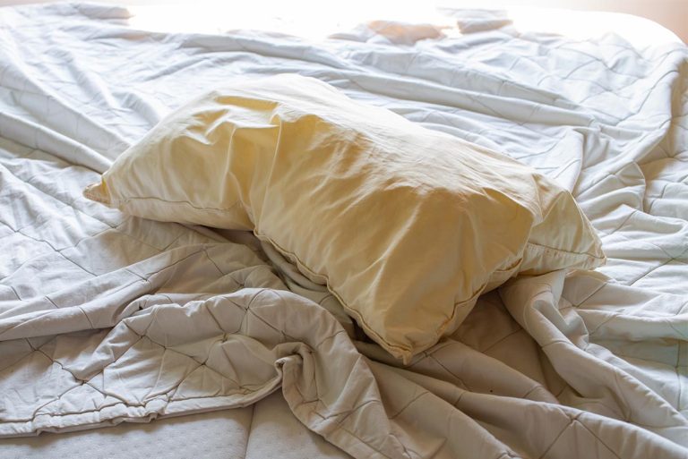 如何回收枕头：负责任地处理床上用品